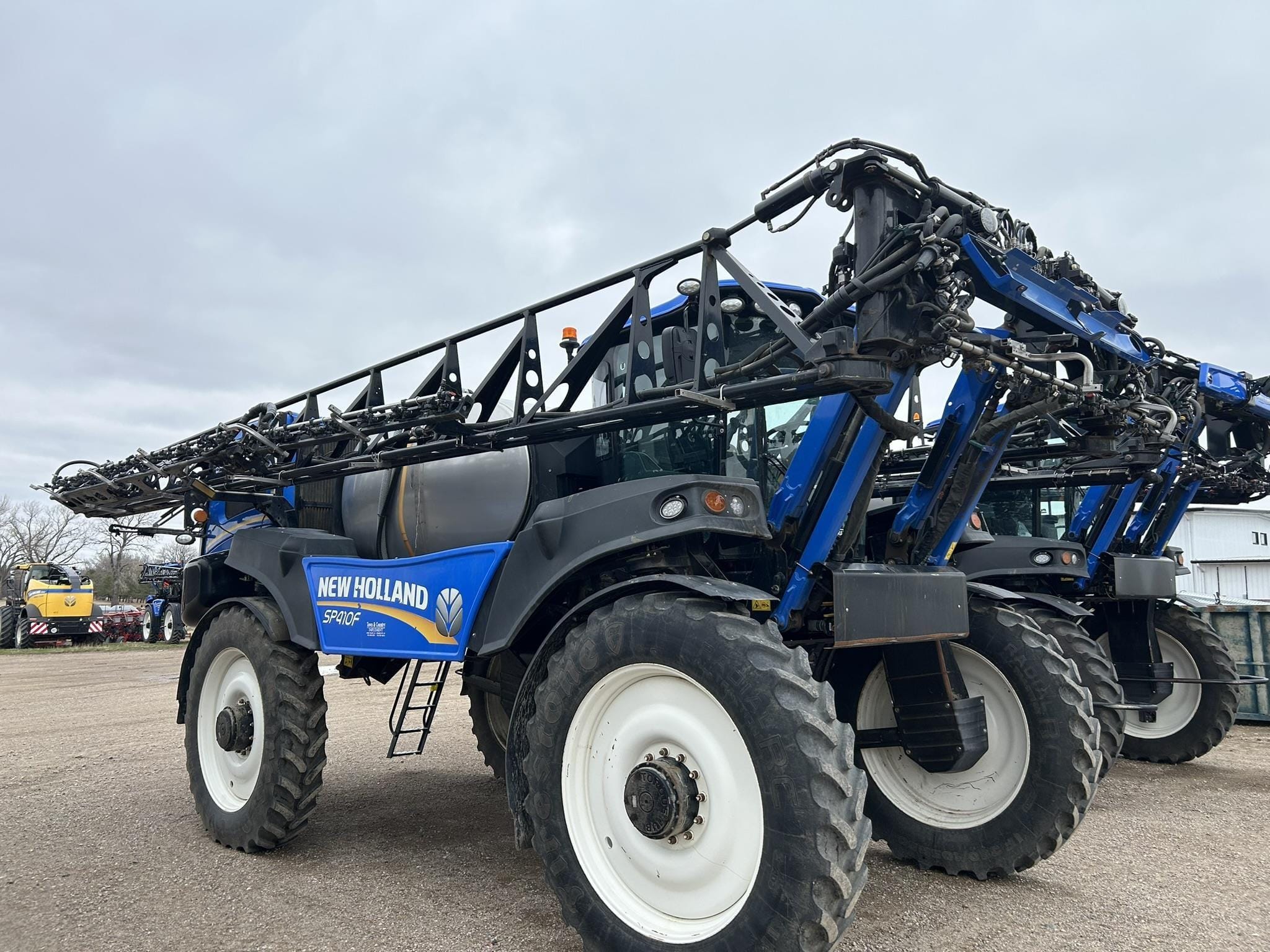 2022 New Holland SP.410F Equipment Image0