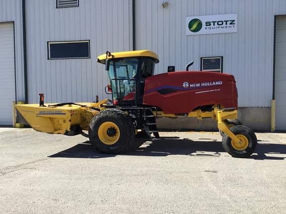 Image of New Holland Speedrower 260 equipment image 2