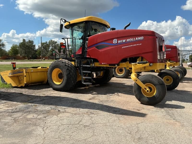 Image of New Holland Speedrower 260 Plus Primary image
