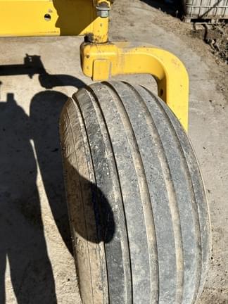 Image of New Holland Speedrower 260 equipment image 4