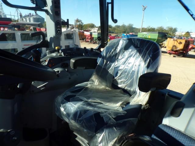 Image of New Holland T5.120 equipment image 4