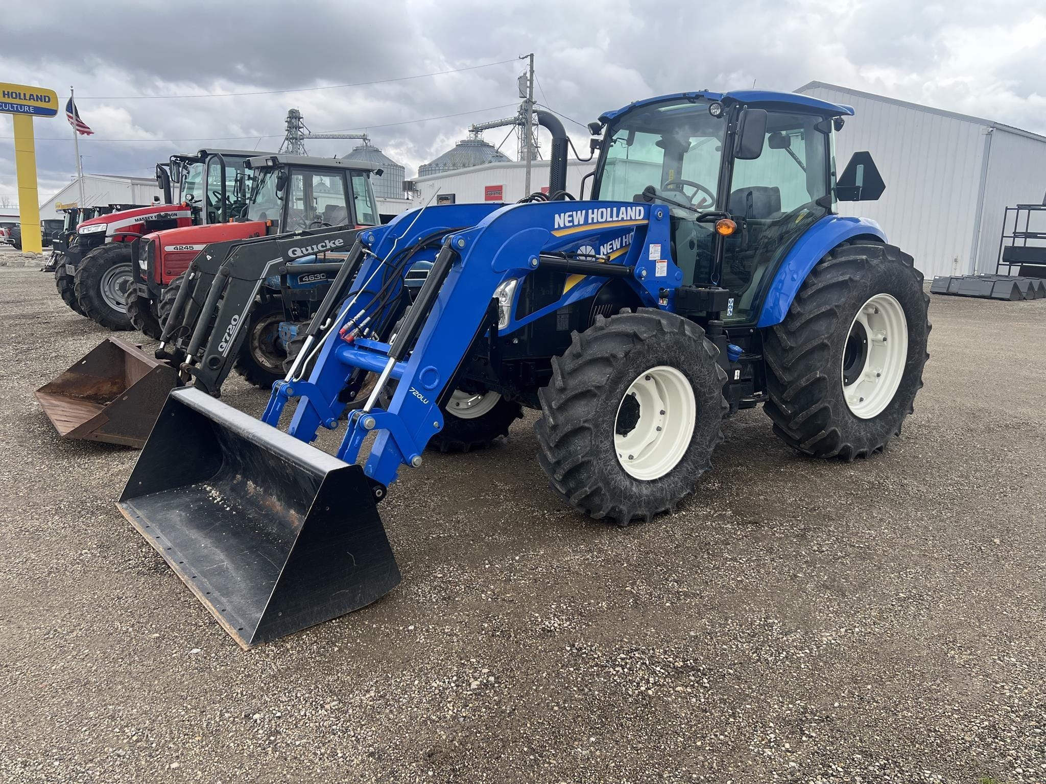 2022 New Holland T5.120 Equipment Image0