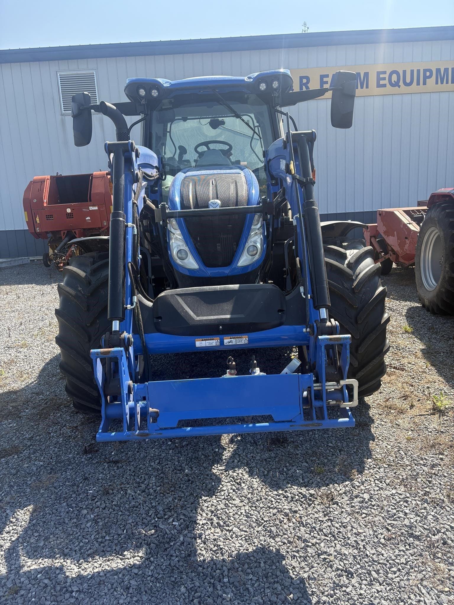 2022 New Holland T5.140 Equipment Image0