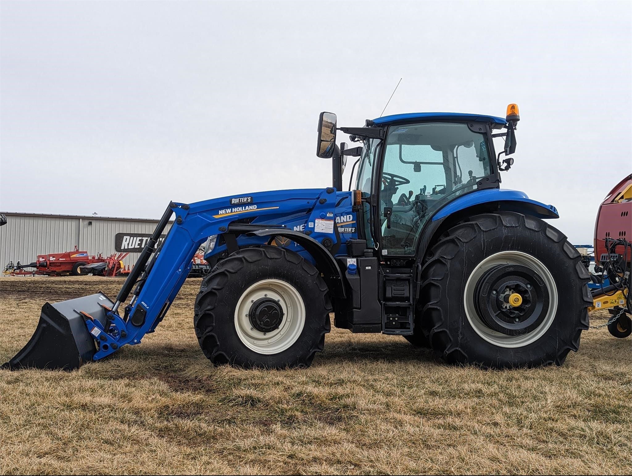 2022 New Holland T6.175 Equipment Image0