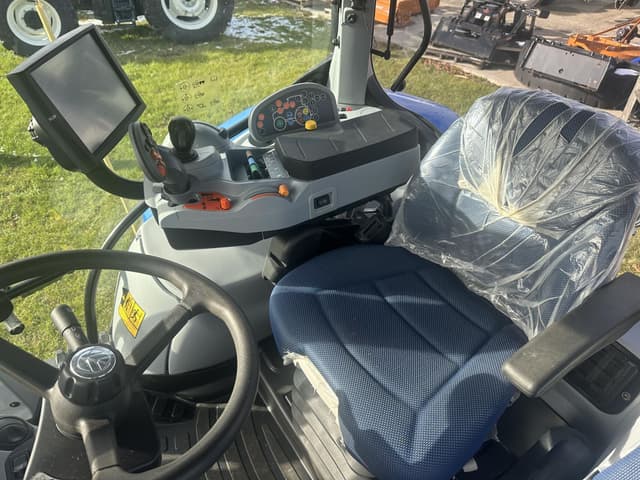 Image of New Holland T6.180 equipment image 4