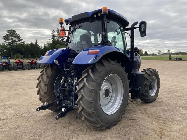 Image of New Holland T7.210 equipment image 2