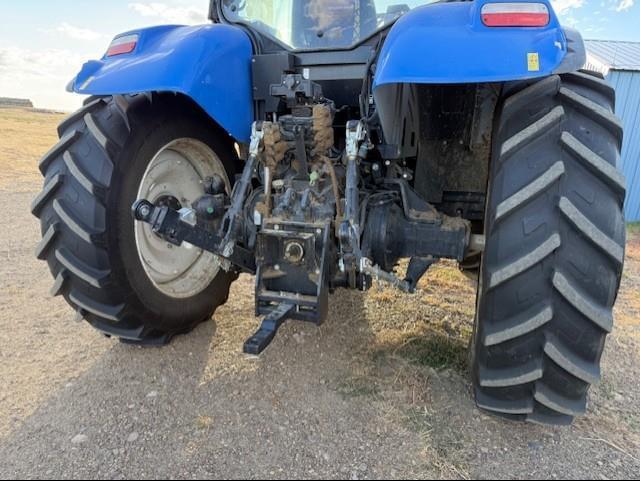 Image of New Holland T7.210 SideWinder II equipment image 3