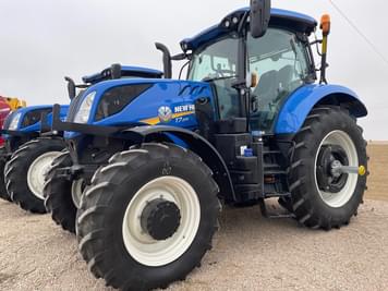 Main image New Holland T7.230