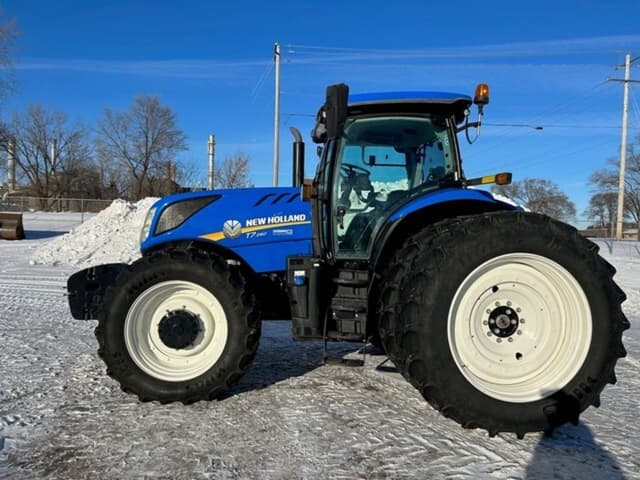 Image of New Holland T7.260 equipment image 1