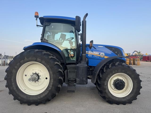 Image of New Holland T7.270 equipment image 1