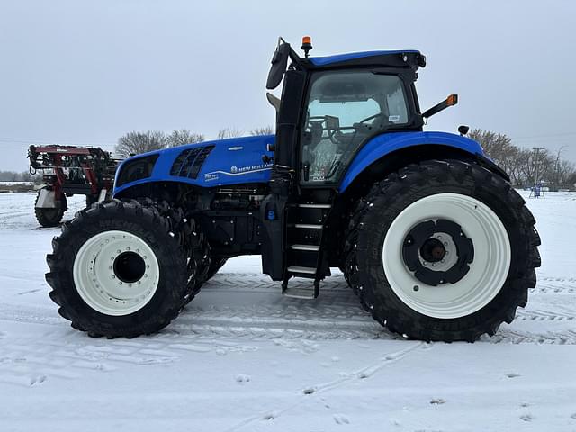 Image of New Holland T8.350 equipment image 1