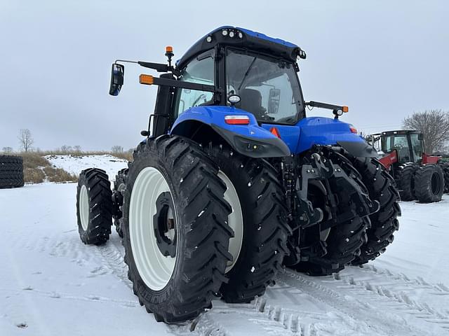 Image of New Holland T8.350 equipment image 2