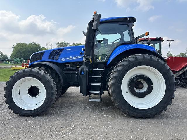 Image of New Holland T8.350 equipment image 1