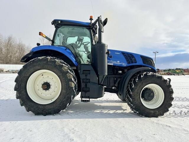 Image of New Holland T8.350 equipment image 3