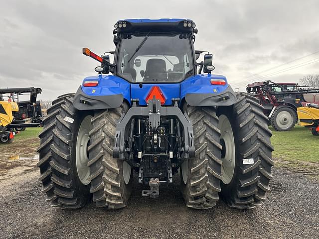 Image of New Holland T8.350 equipment image 3