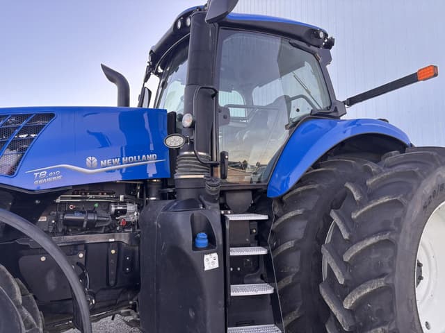 Image of New Holland T8.410 equipment image 2