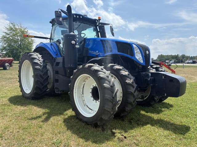 Image of New Holland T8.410 equipment image 3