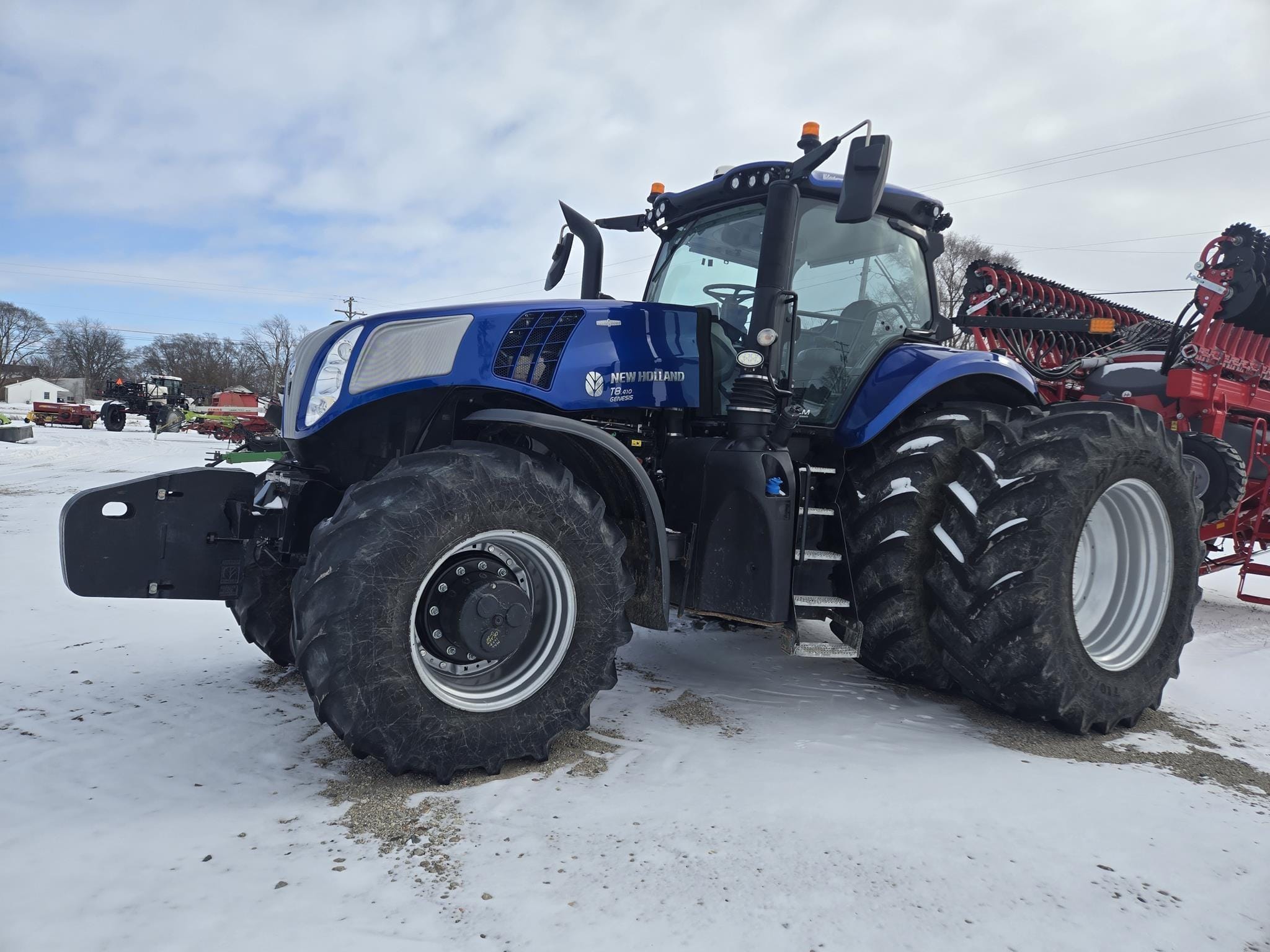 2022 New Holland T8.410 Equipment Image0
