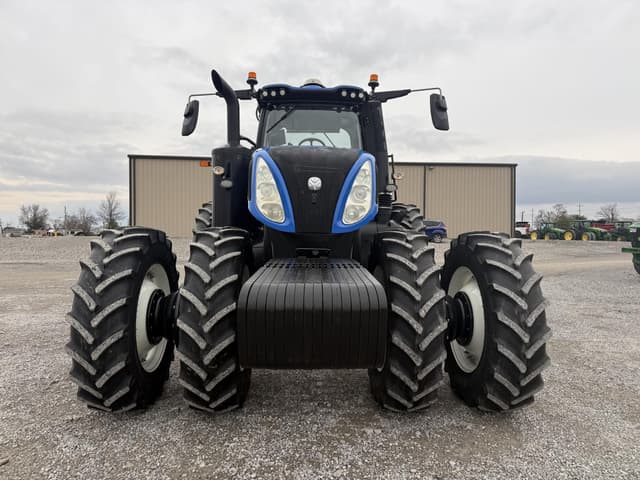 Image of New Holland T8.410 equipment image 3