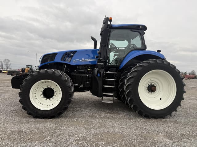 Image of New Holland T8.410 equipment image 2