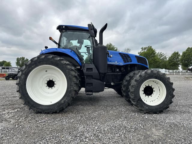 Image of New Holland T8.410 equipment image 3