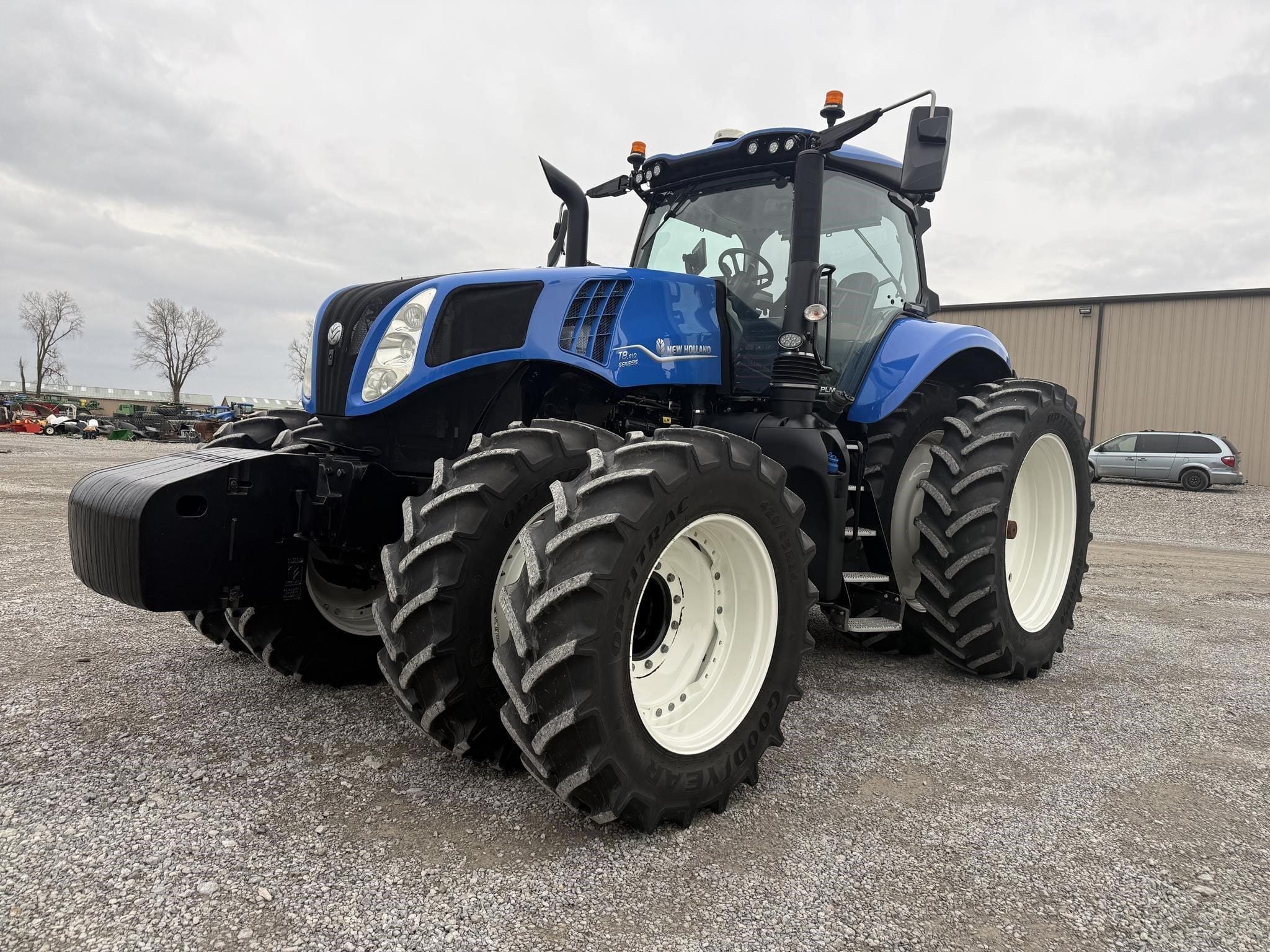 2022 New Holland T8.410 Equipment Image0