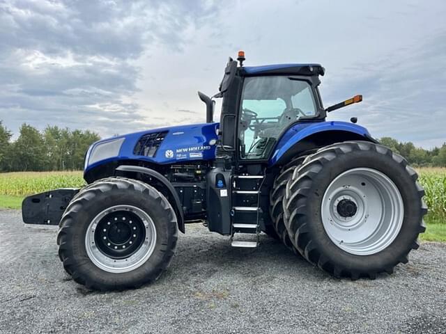 Image of New Holland T8.435 equipment image 4