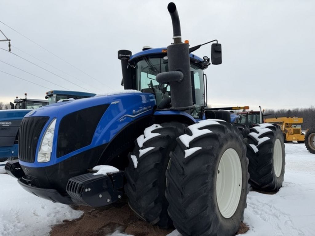 2022 New Holland T9.565 Equipment Image0