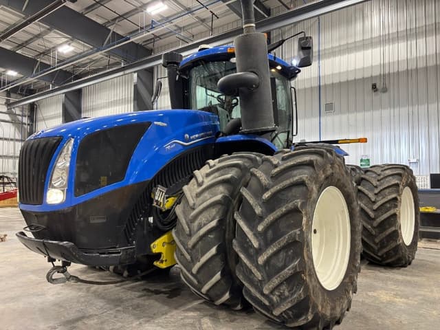 Image of New Holland T9.565 equipment image 2