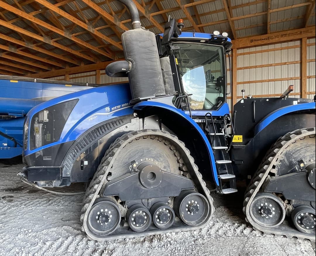 Image of New Holland T9.700 SmartTrax II Primary Image