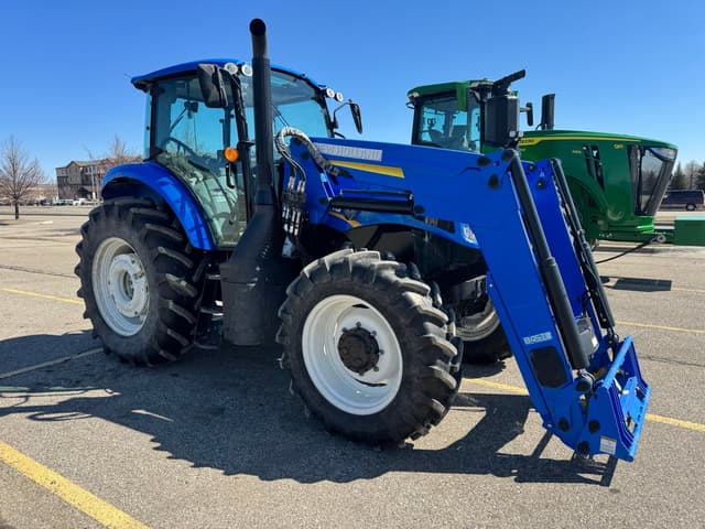 Image of New Holland TS6.120 equipment image 4