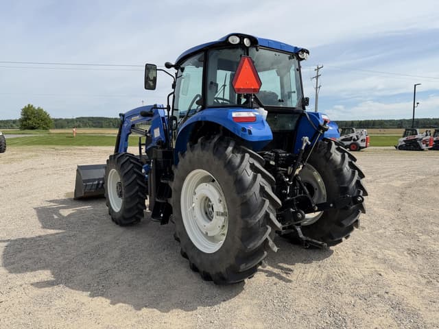 Image of New Holland TS6.140 equipment image 2