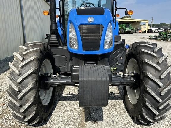 Image of New Holland TS6.140 equipment image 4