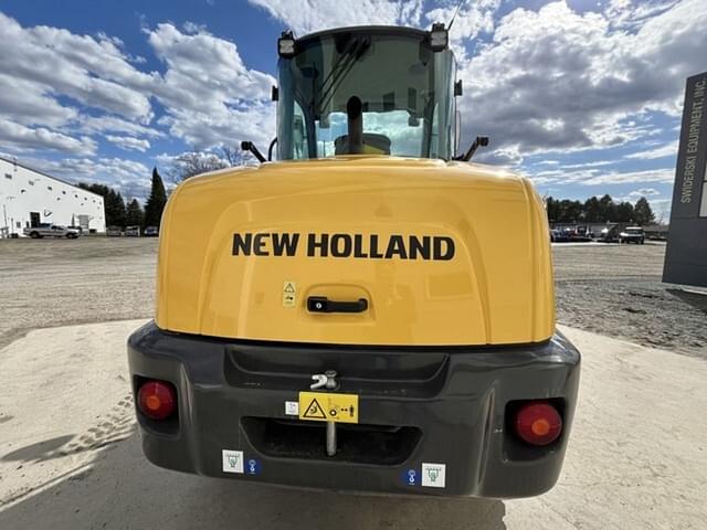 Image of New Holland W80C equipment image 3