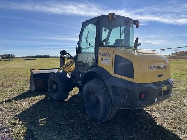 Image of New Holland W80C equipment image 2