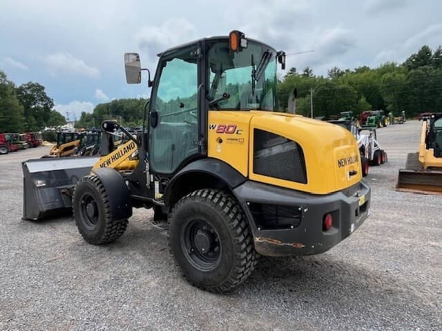 Image of New Holland W80C equipment image 4