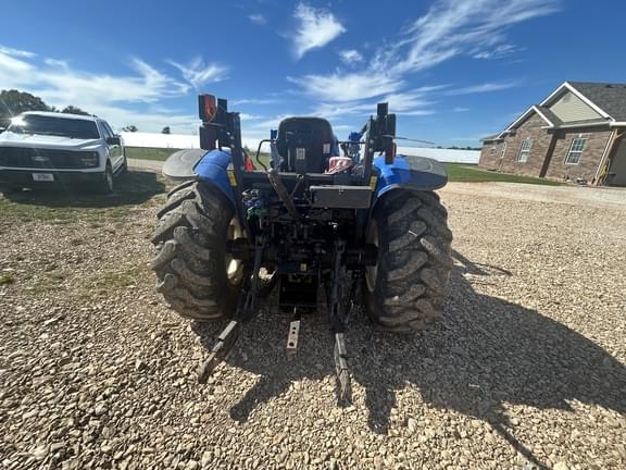 Image of New Holland Workmaster 120 equipment image 2