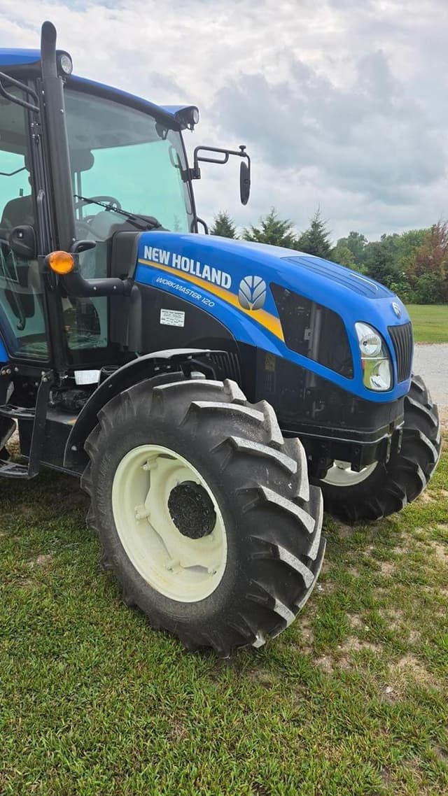 Image of New Holland Workmaster 120 equipment image 2