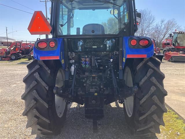 Image of New Holland Workmaster 120 equipment image 3