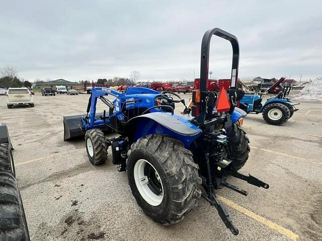 Image of New Holland Workmaster 120 equipment image 4