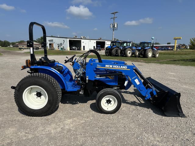 Image of New Holland Workmaster 25 equipment image 4