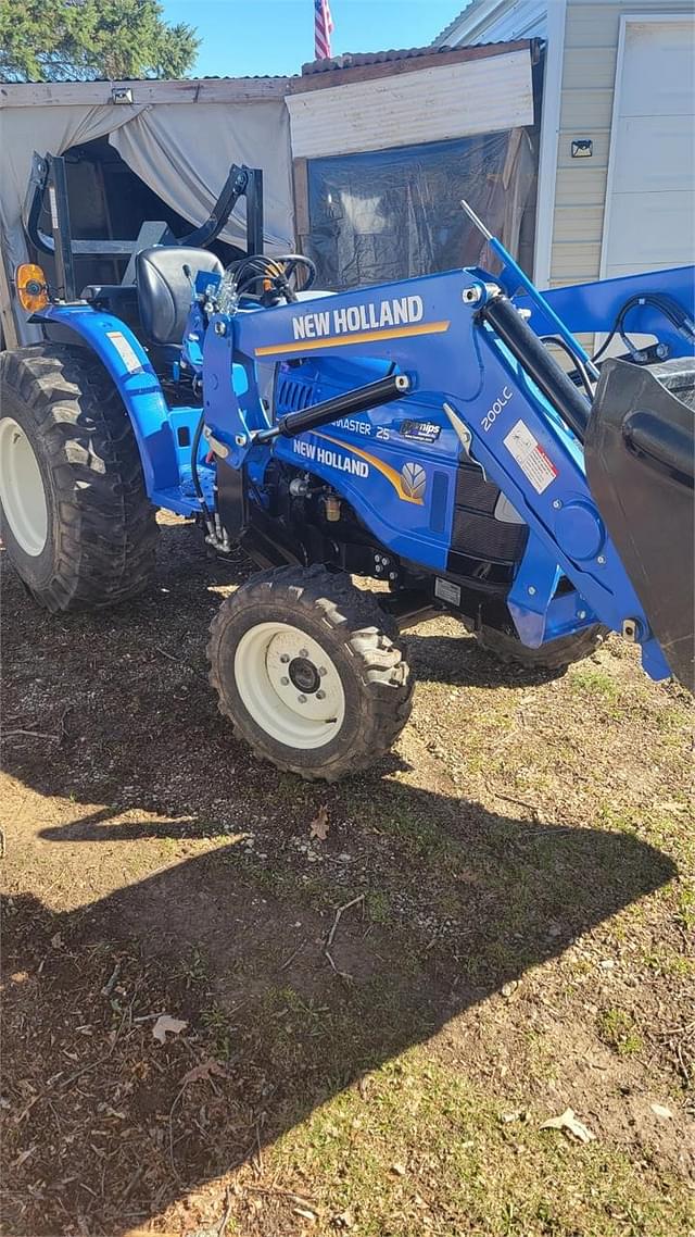 Image of New Holland Workmaster 25 equipment image 1