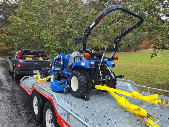 Image of New Holland Workmaster 25 equipment image 2