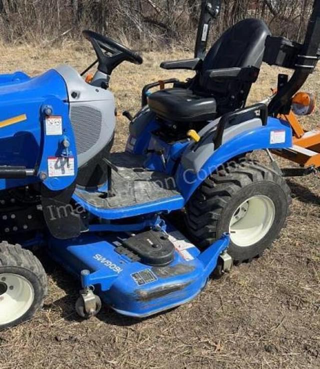 Image of New Holland Workmaster 25S equipment image 4