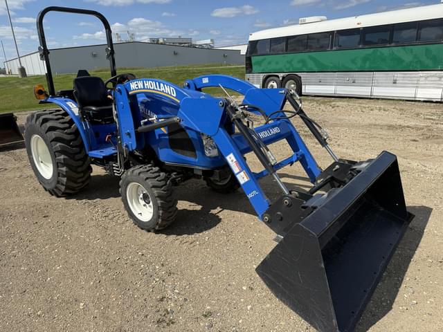 Image of New Holland Workmaster 35 equipment image 4