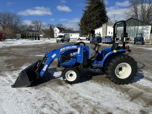 Image of New Holland Workmaster 35 equipment image 1