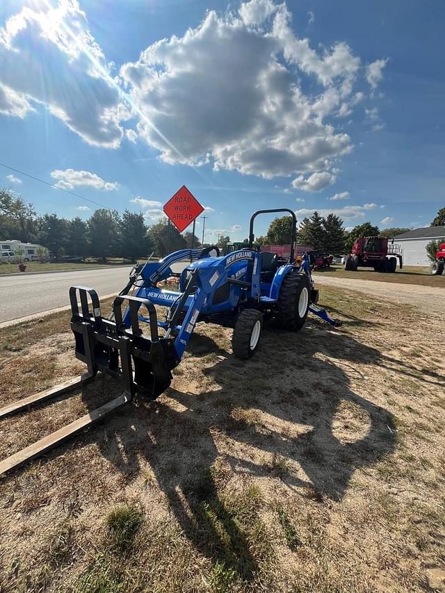 Image of New Holland Workmaster 40 equipment image 1