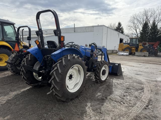 Image of New Holland Workmaster 60 equipment image 2