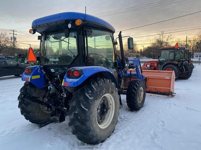 Image of New Holland Workmaster 65 equipment image 2