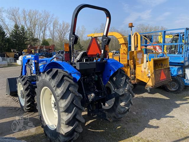 Image of New Holland Workmaster 70 equipment image 3